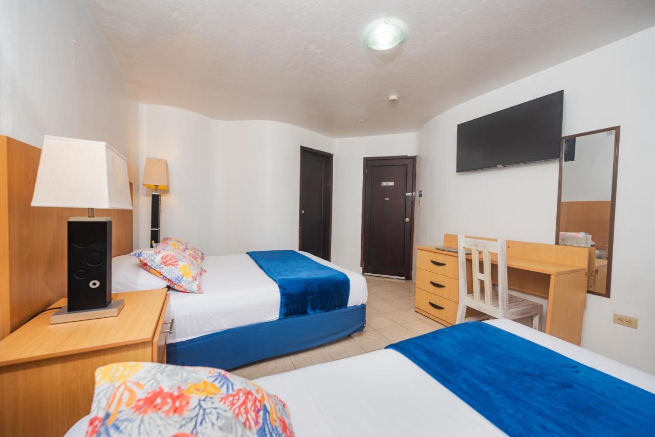 Hostal North Seymour Puerto Ayora  Zewnętrze zdjęcie