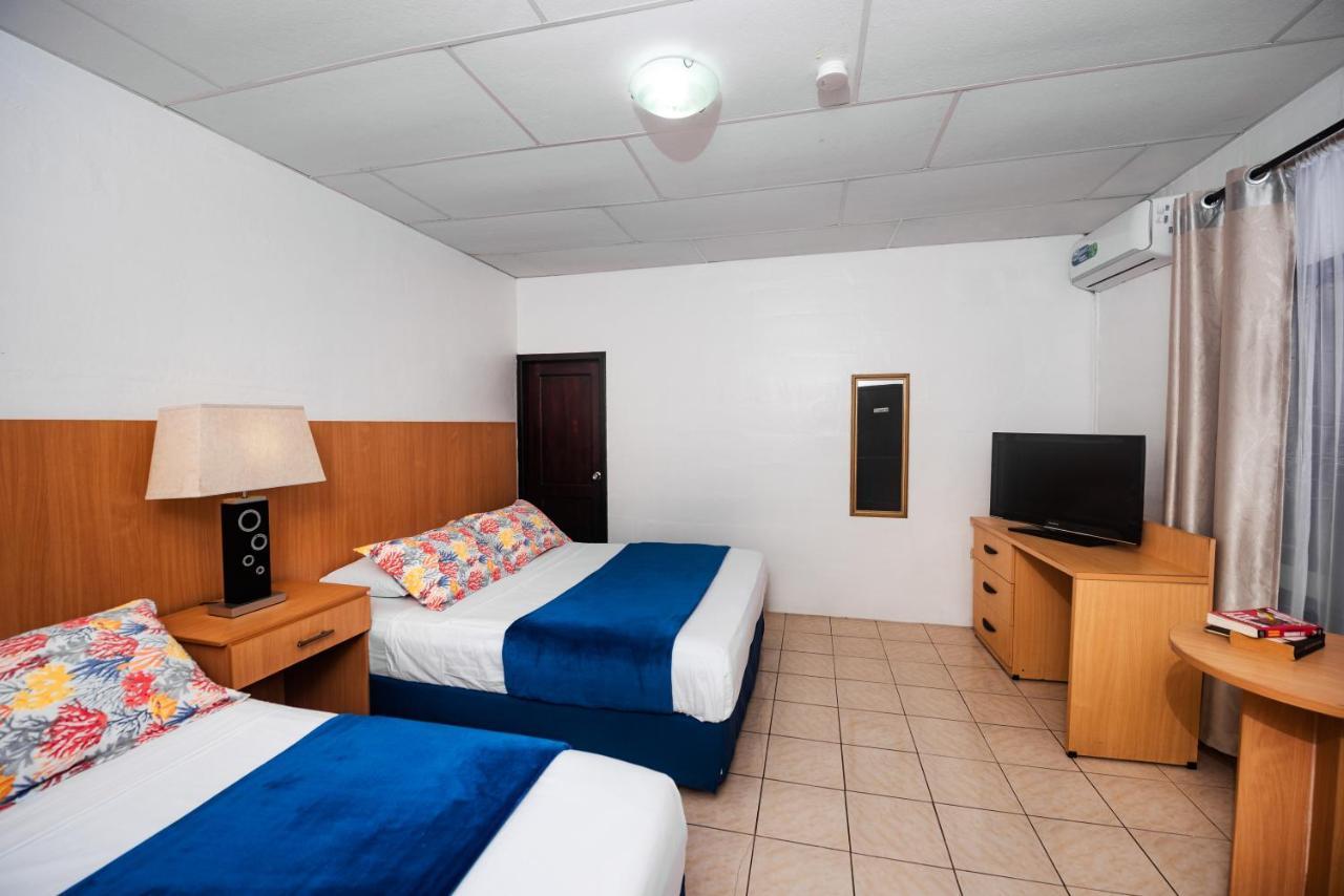 Hostal North Seymour Puerto Ayora  Zewnętrze zdjęcie