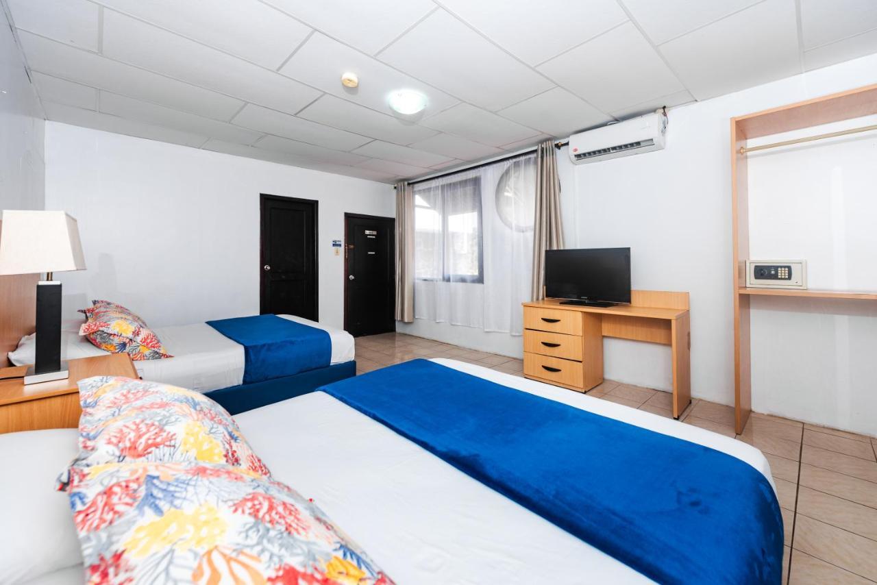 Hostal North Seymour Puerto Ayora  Zewnętrze zdjęcie