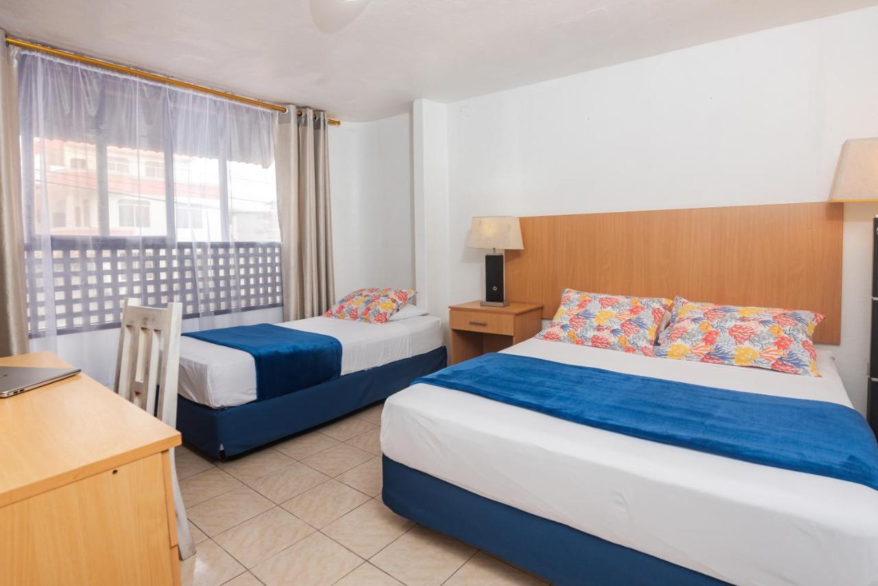 Hostal North Seymour Puerto Ayora  Zewnętrze zdjęcie